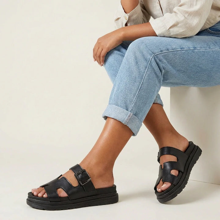 Comfortabele platform dames sandalen met gesp – Émilie