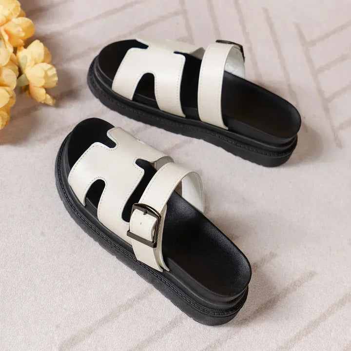 Comfortabele platform dames sandalen met gesp – Émilie