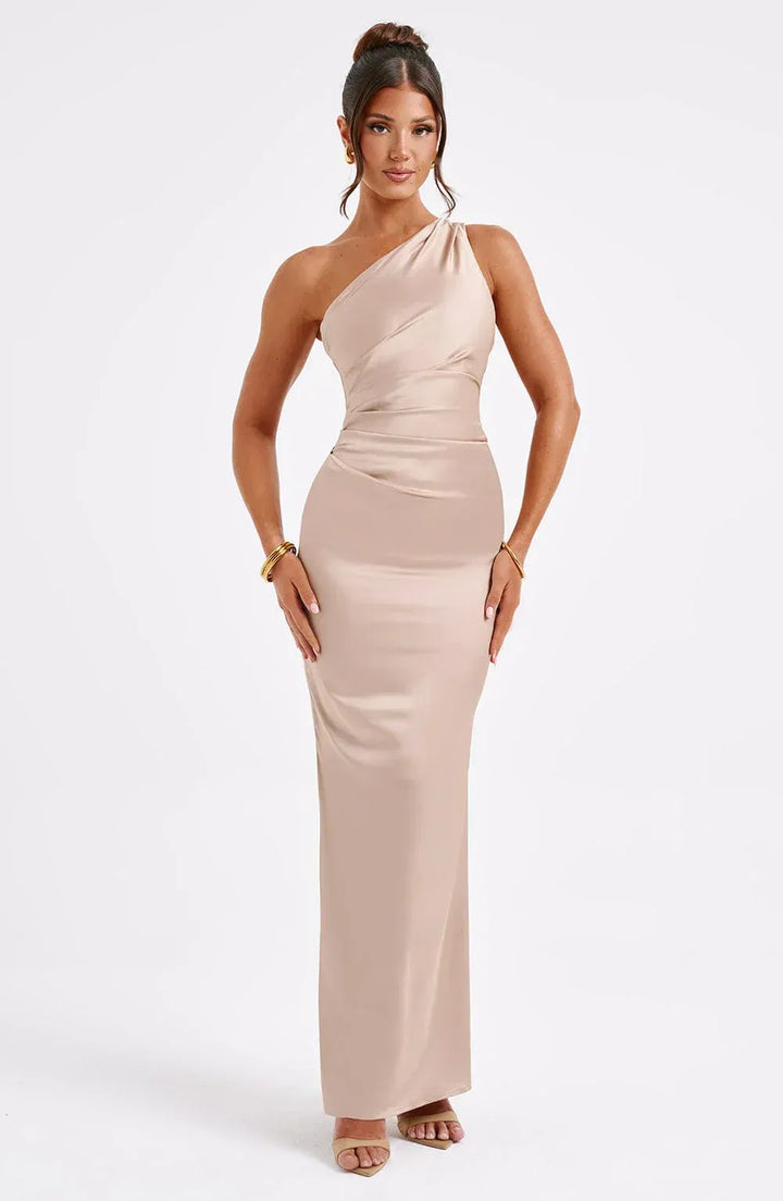 Elegante asymmetrische satijnen maxi jurk – Valentina