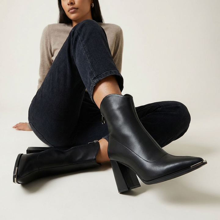 Elegante enkellaars met blokhak – Valentina