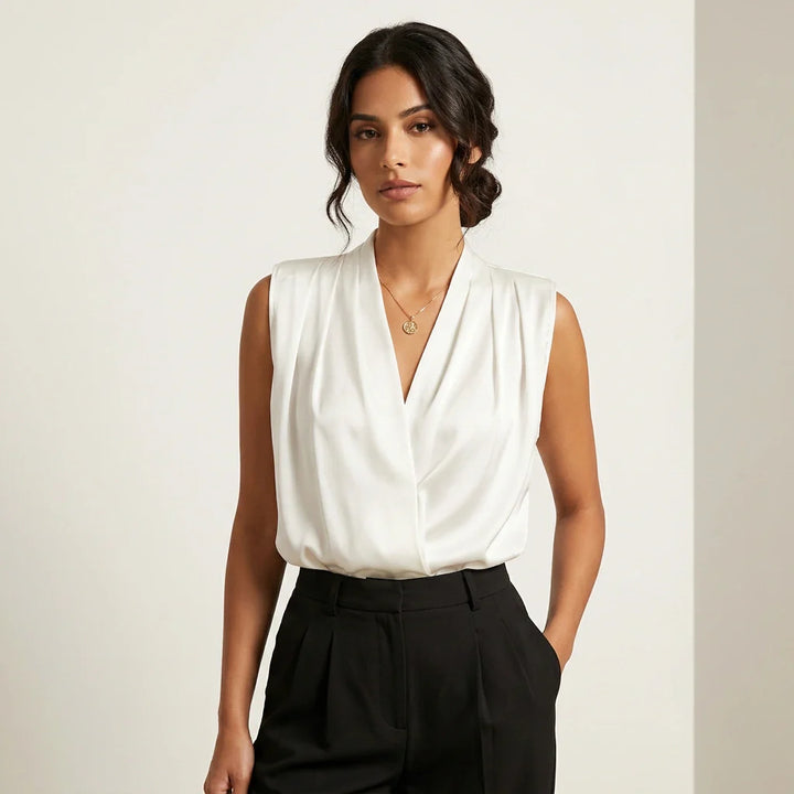 Geplooide V-hals blouse – Lieve