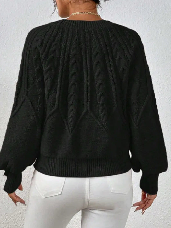 Kabelgebreide dames trui met volume mouwen – Merel