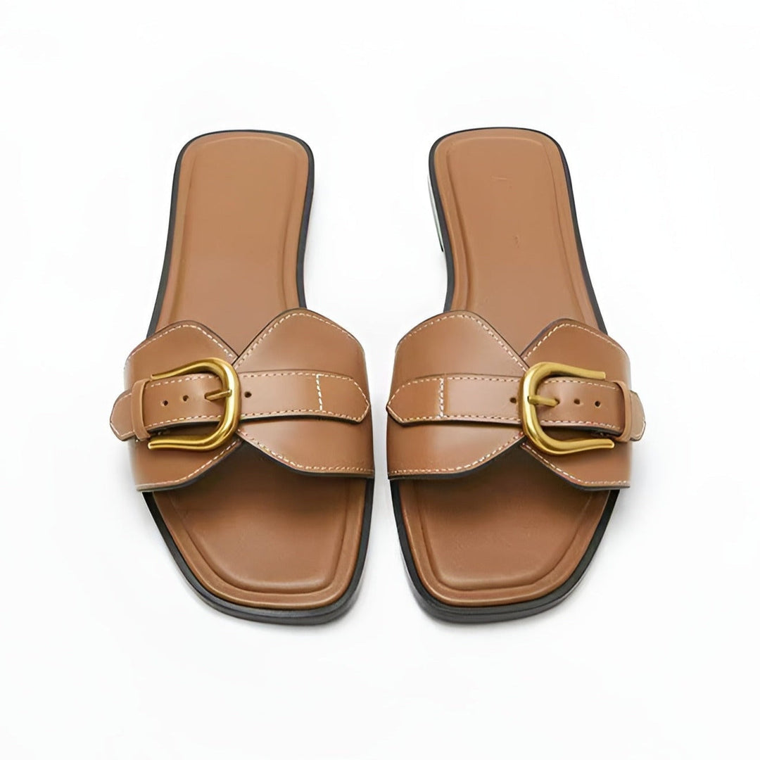 Minimalistische dames sandalen met gespdetail – Solène