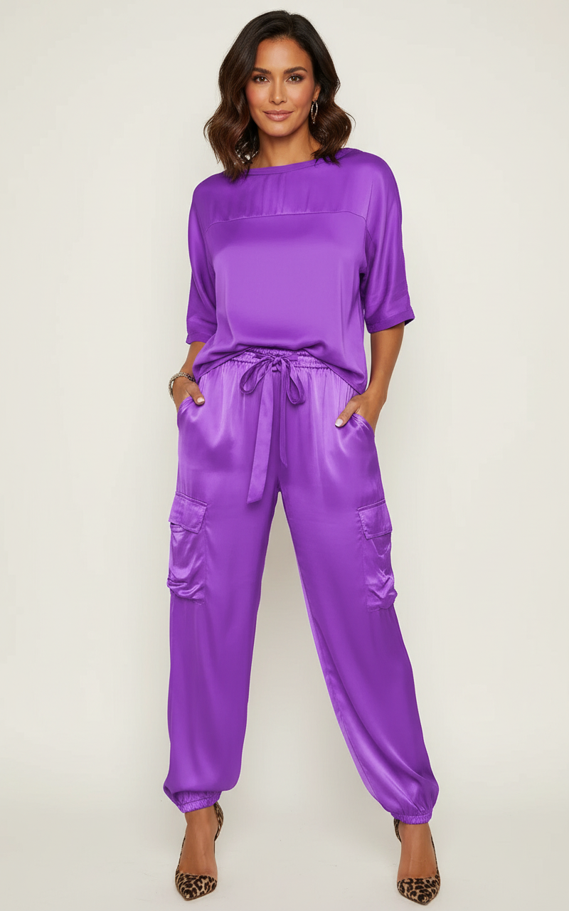 Satijnen dames set met cargobroek en loose top – Inge