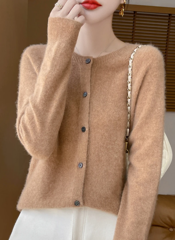 Zachte fijngebreide dames cardigan – Amélie
