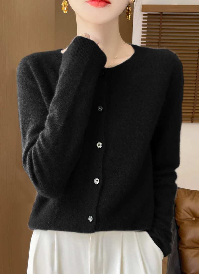 Zachte fijngebreide dames cardigan – Amélie