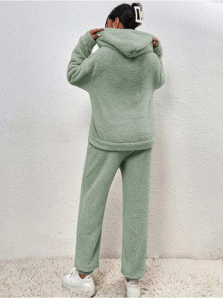 Zachte teddy lounge set voor dames – Elin